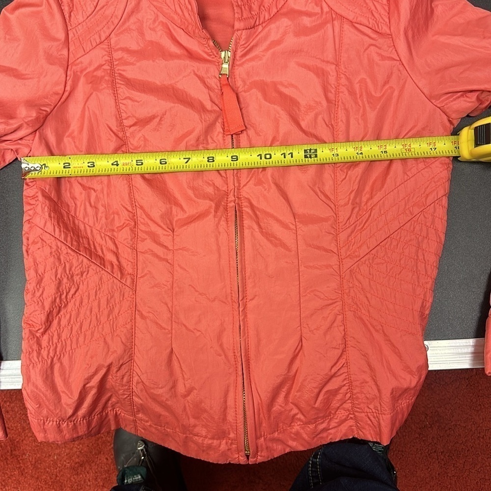 Chicos Zenergy women’s coral jacket size 1 reg - Picture 5 of 5